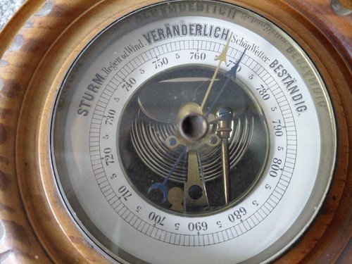 Antikes aneroid barometer - antikes, aneroid‑barometer